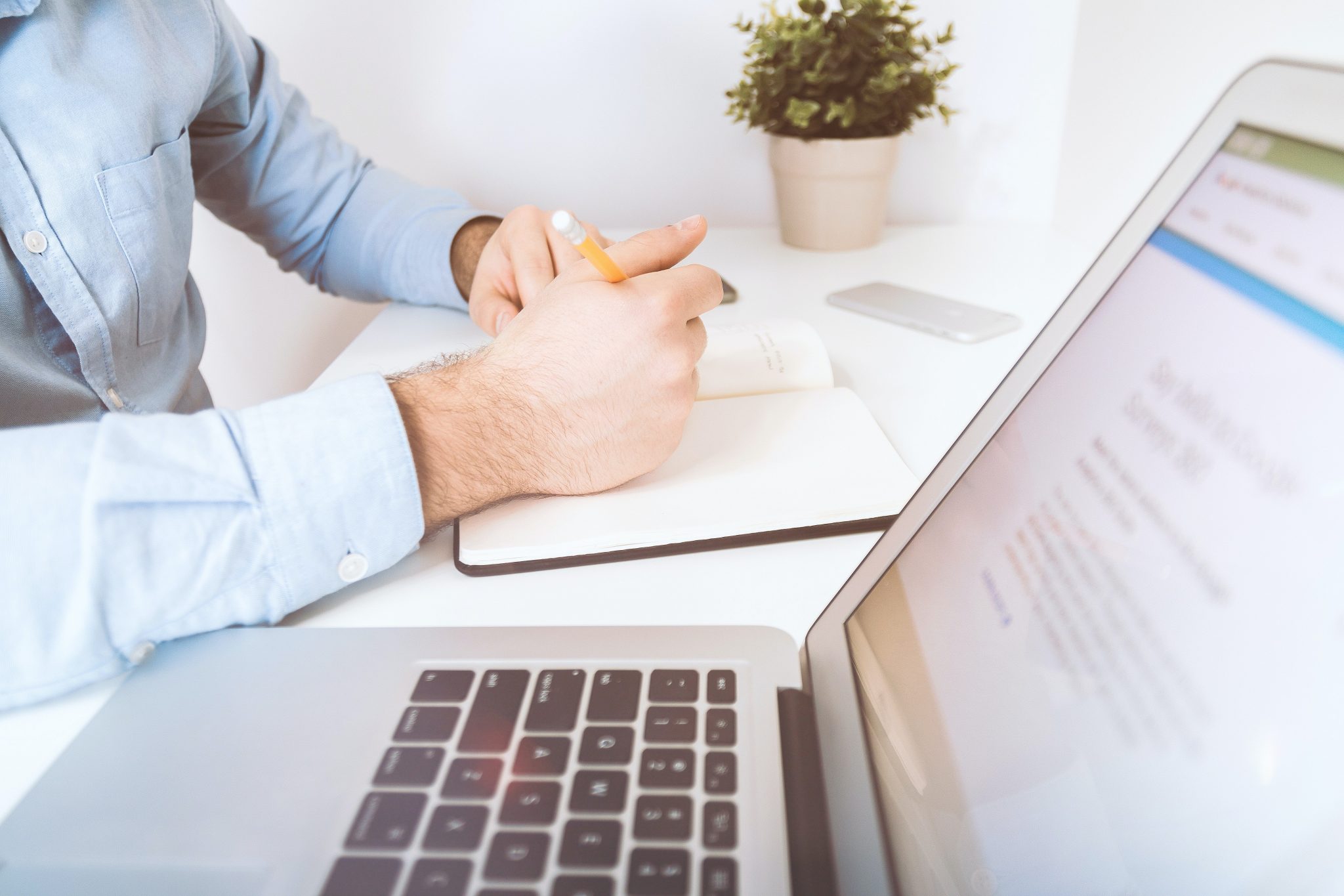 peer to peer review hospitalist physician advisor
